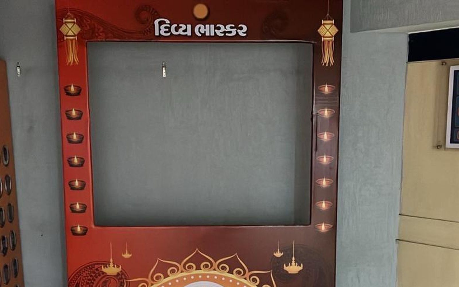 Pratham Media Metal Selfie Frames